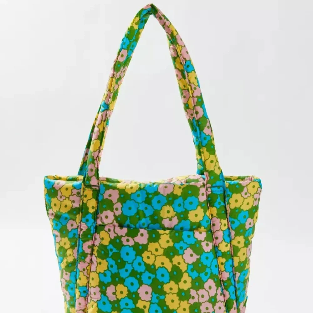 NWOT BAGGU Puffy Mini Tote Flowerbed - Picture 4 of 9